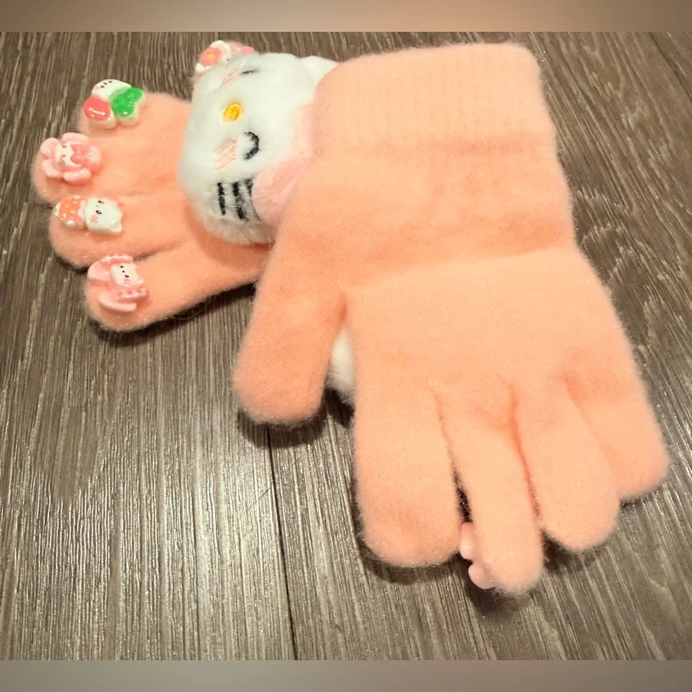 Sanrio hello Kitty knitted gloves with plush character faces and finger applique